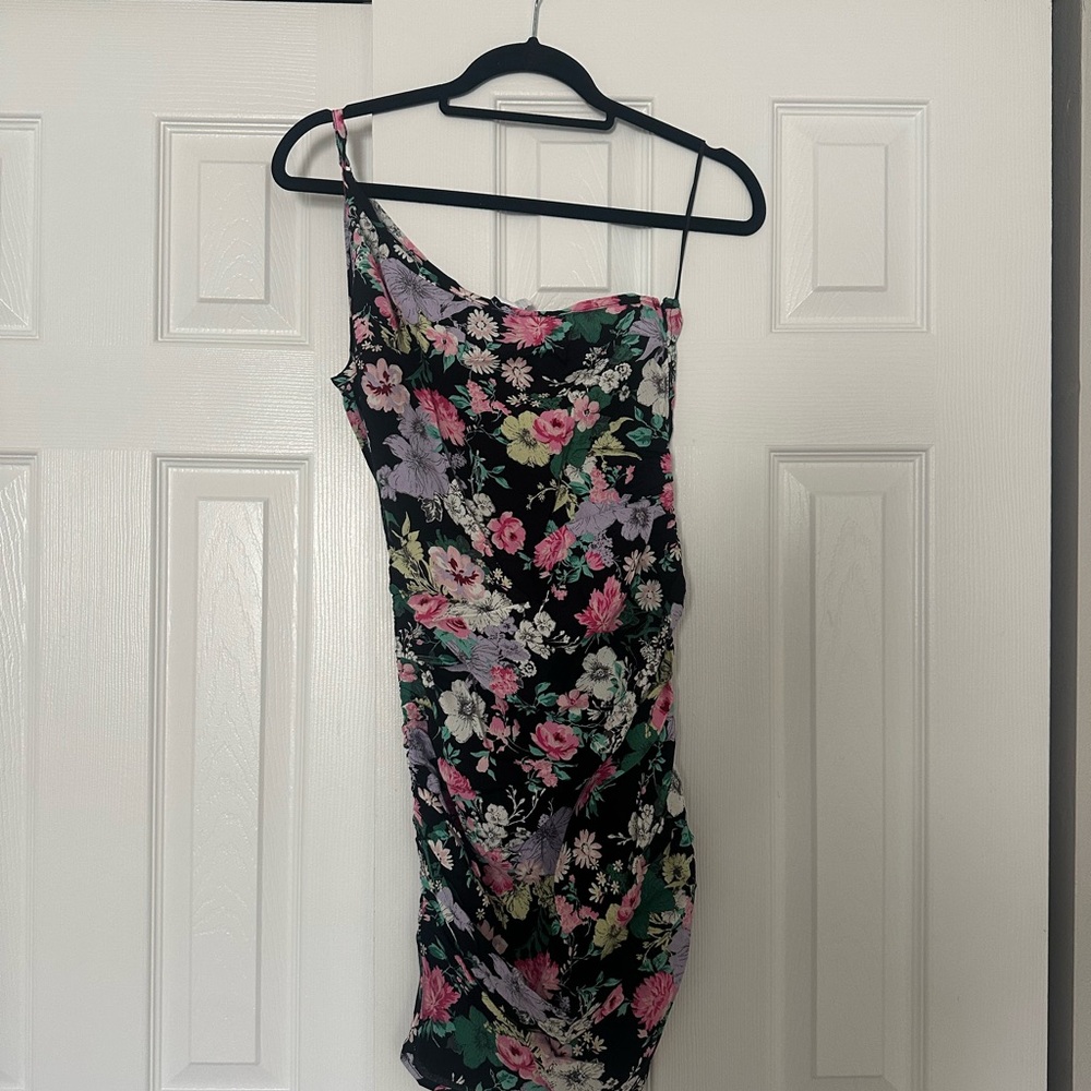 Floral One-Shoulder dress